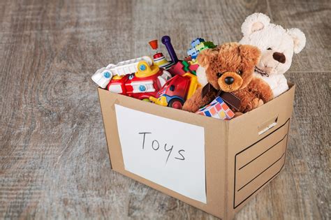 Donate a toy online this Christmas .